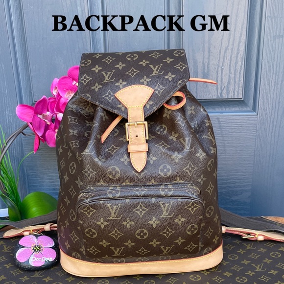 Louis Vuitton Handbags - LOUIS VUITTON BACKPACK 🎒GM